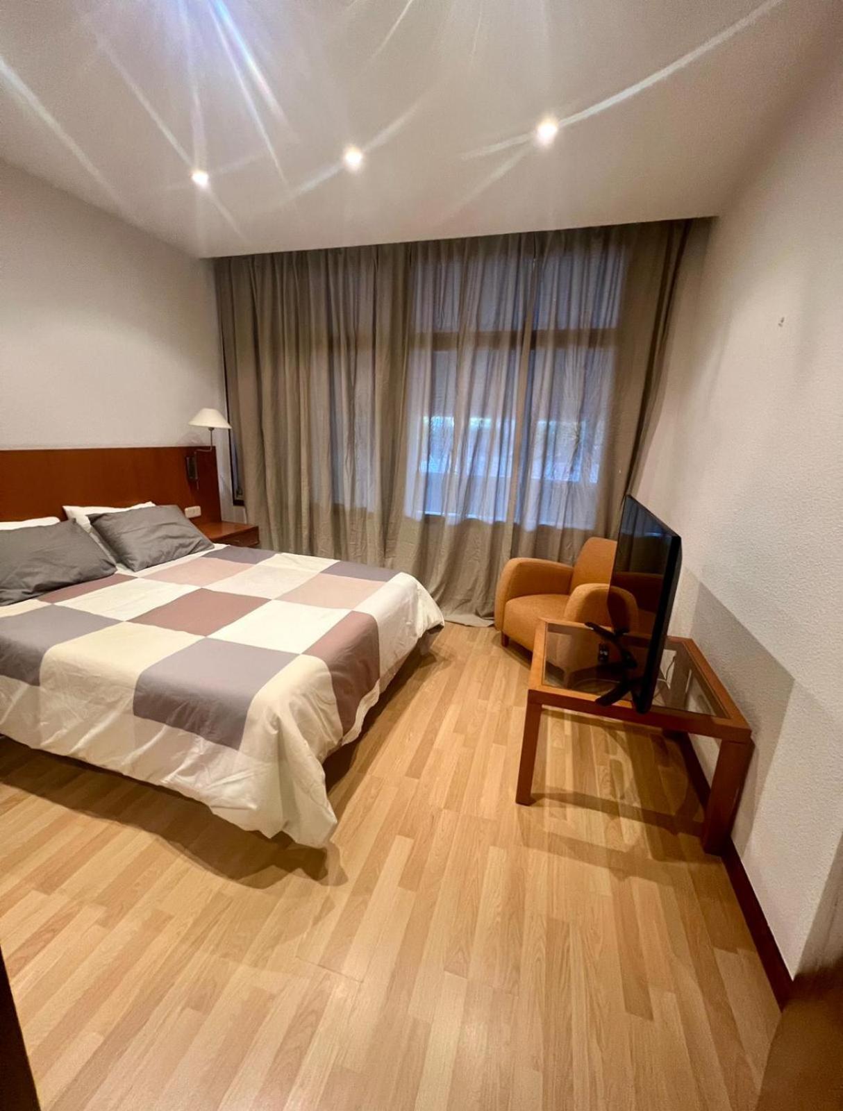 Apartamento Econostay Bernabeu Madrid